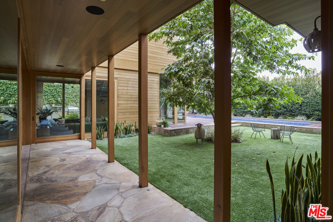 Property photo 35