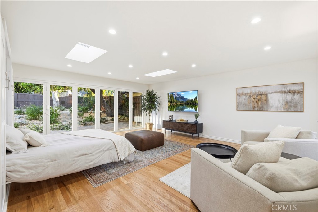 Property photo 35