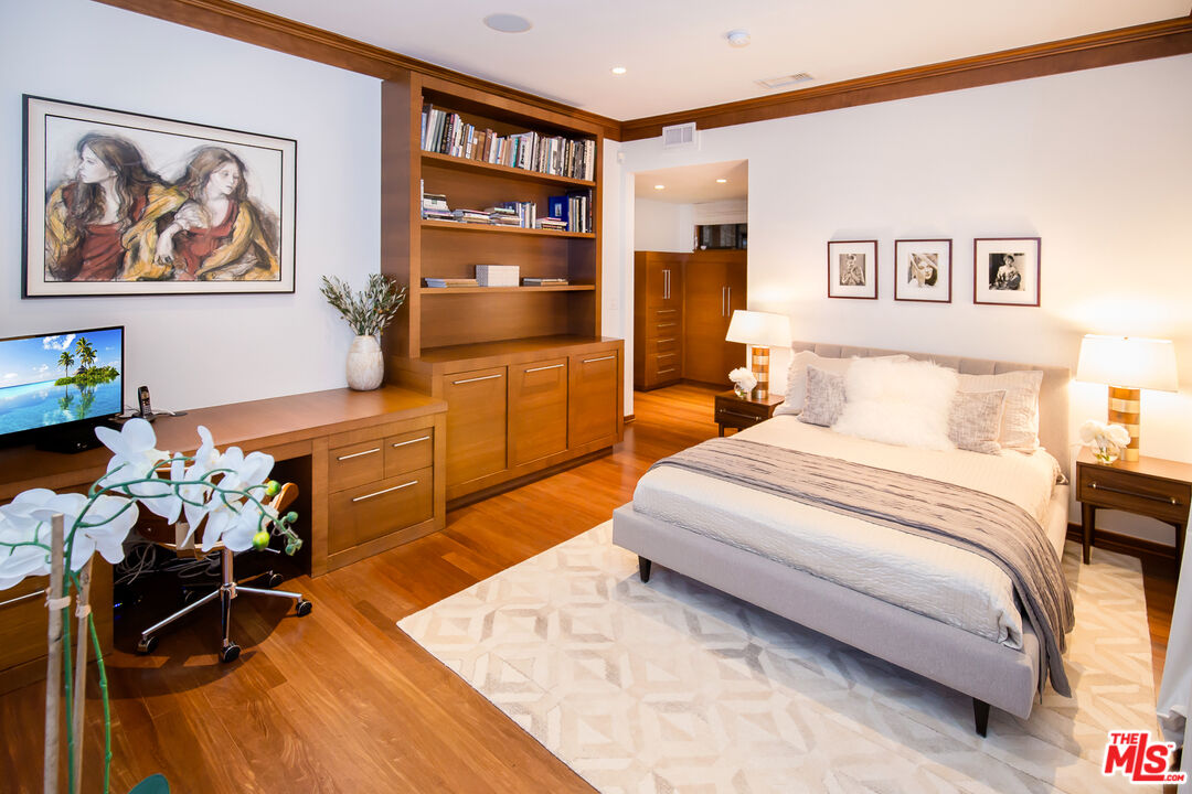 Property photo 32