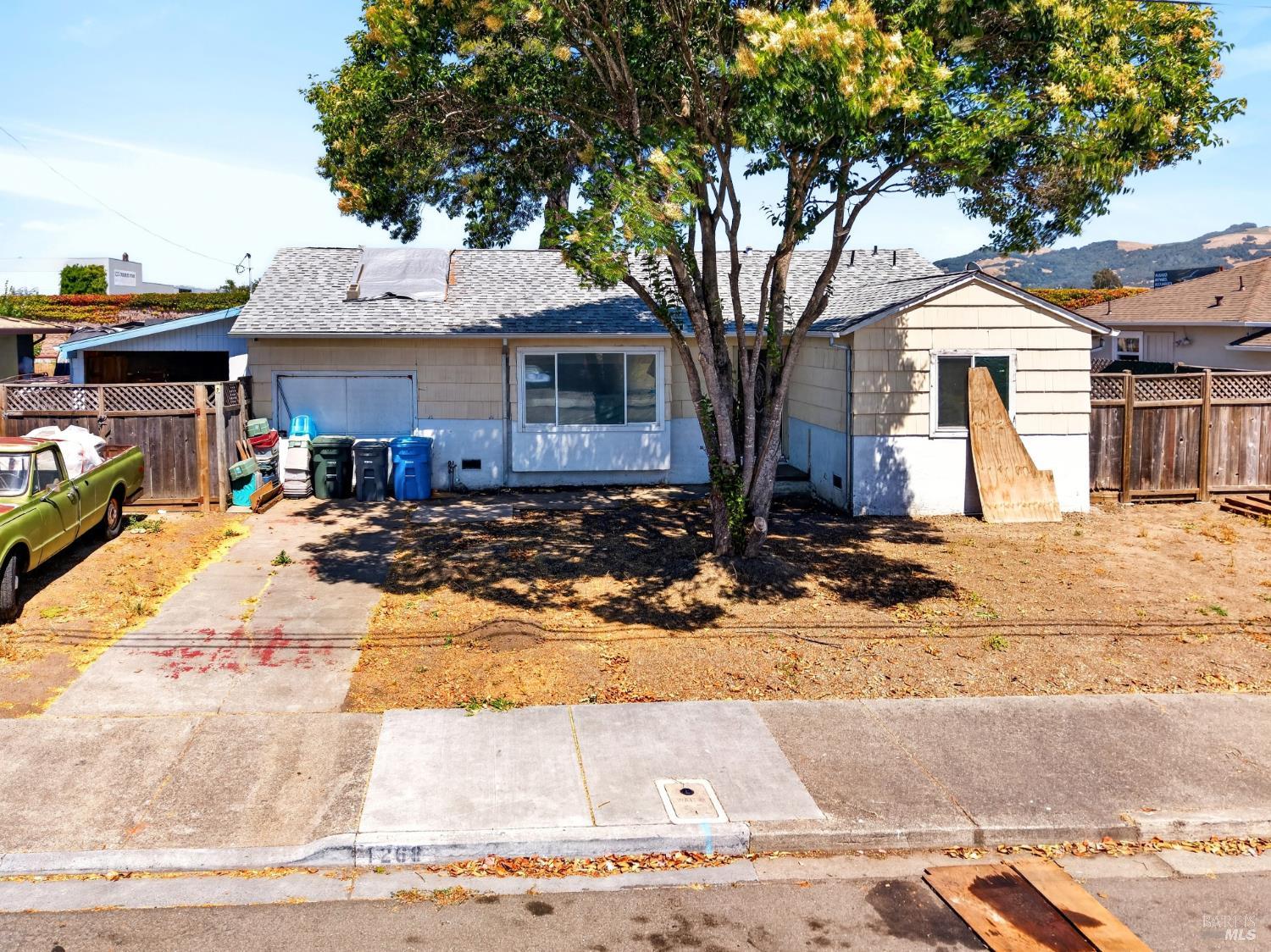Property photo 8