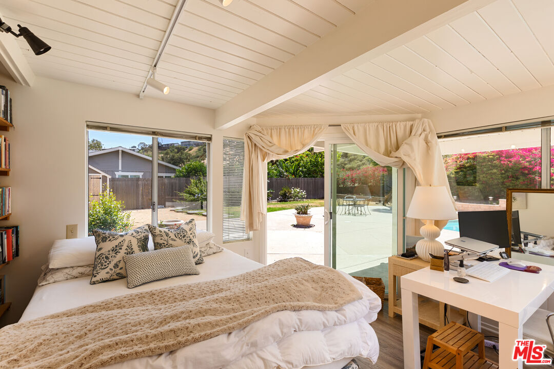 Property photo 35
