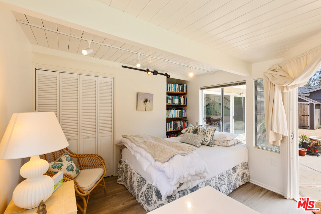Property photo 36