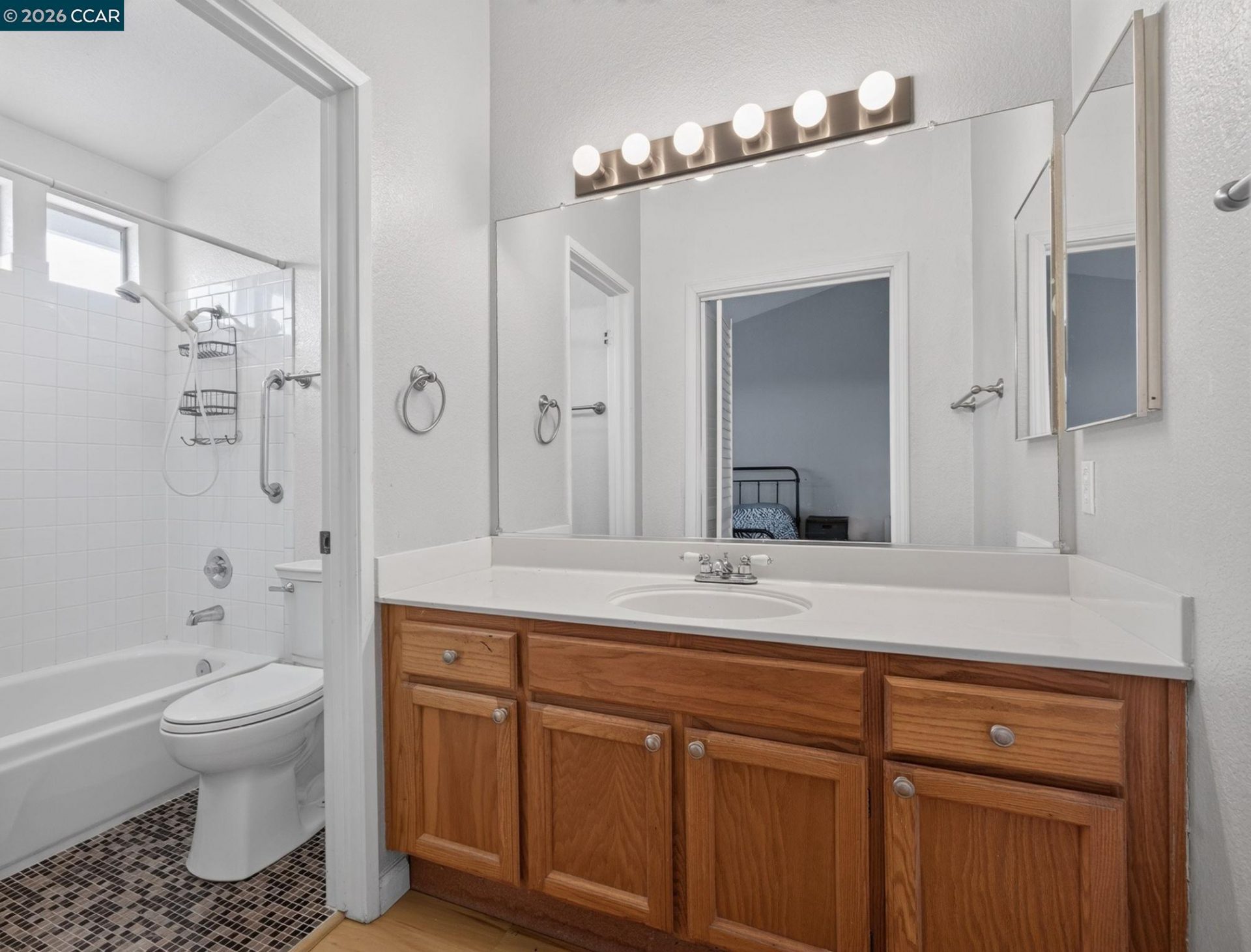 Property photo 40
