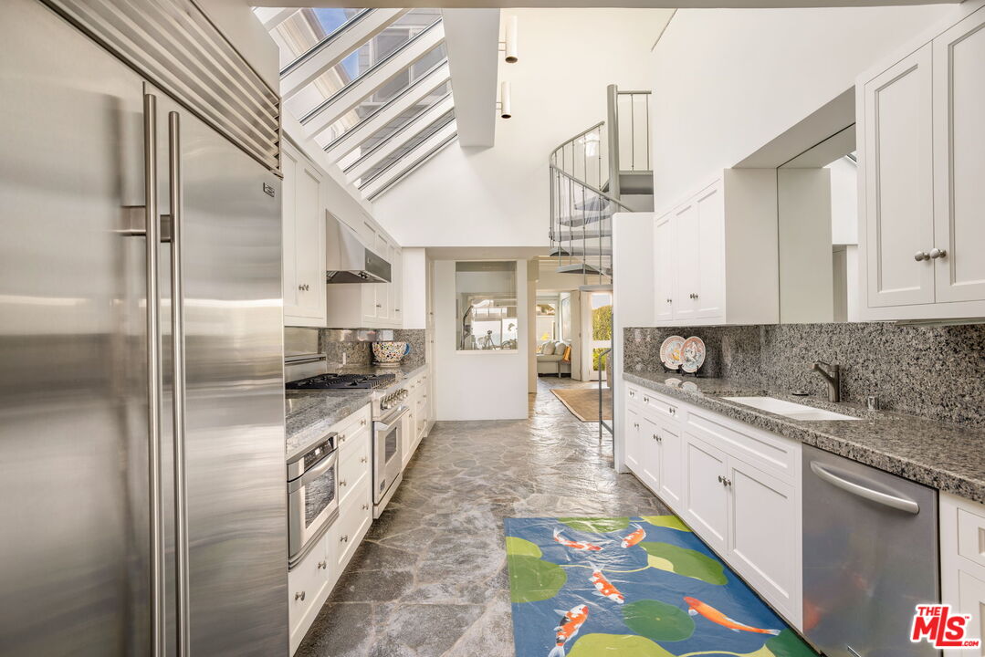 Property photo 29