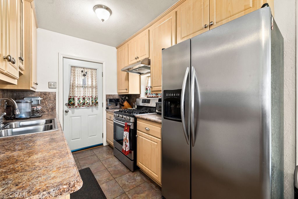 Property photo 28