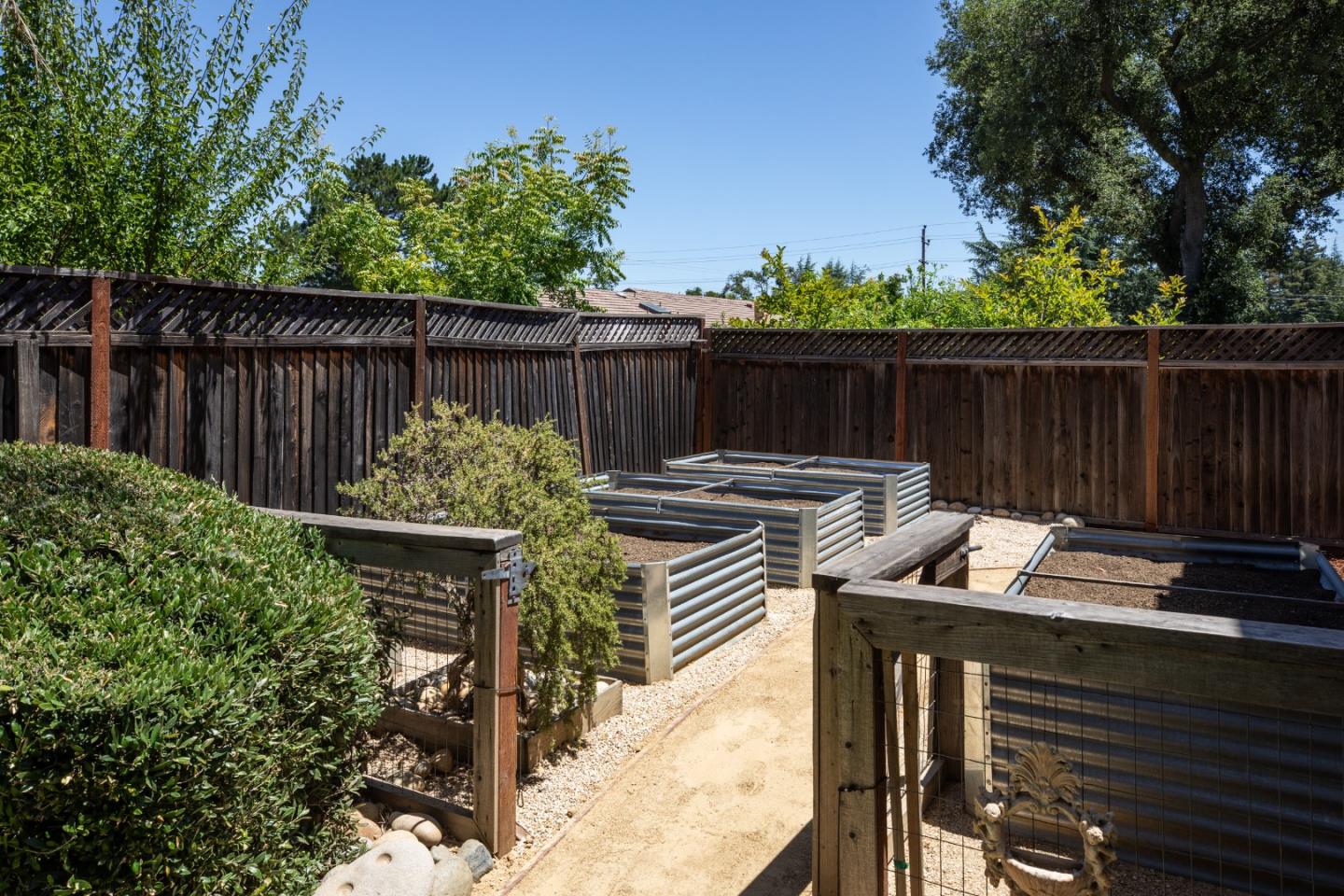 Property photo 39