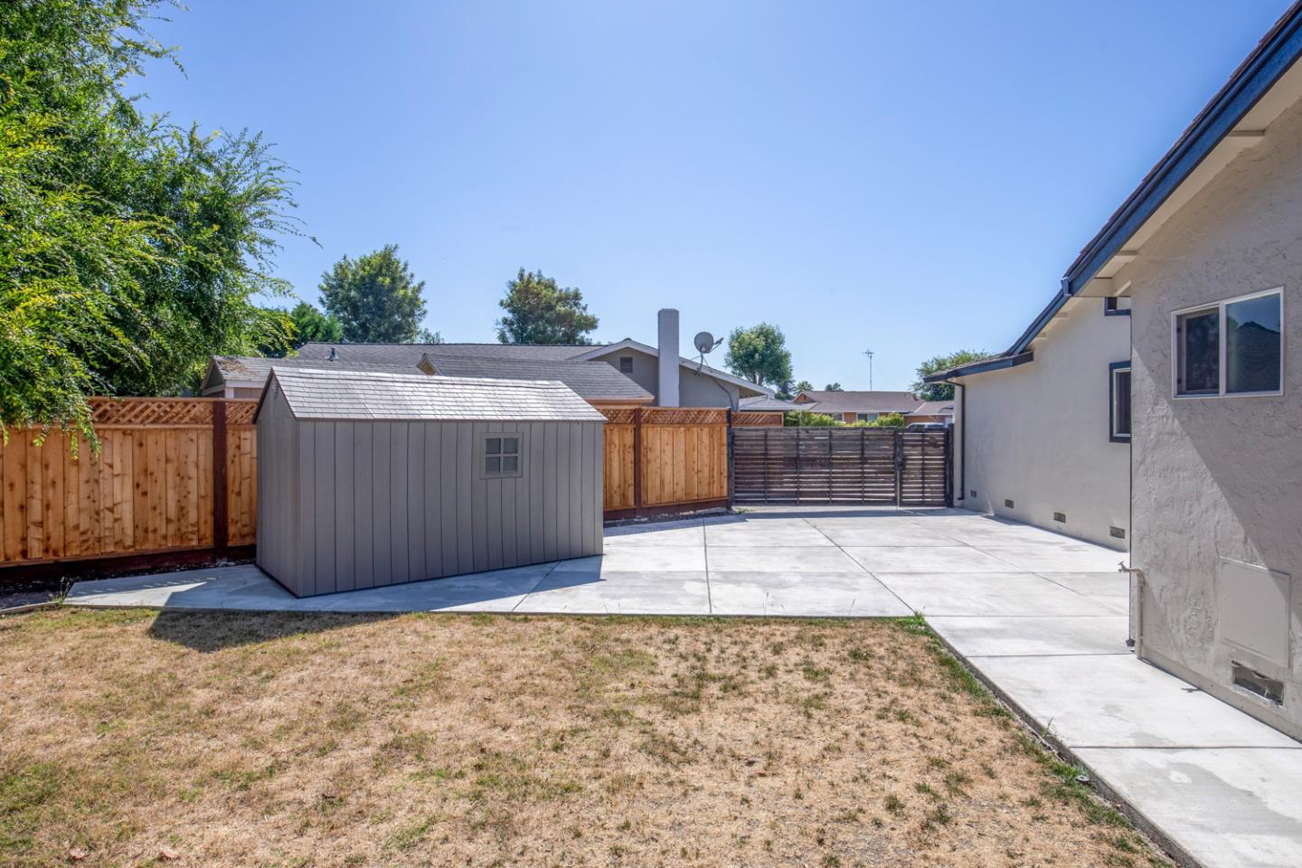 Property photo 24