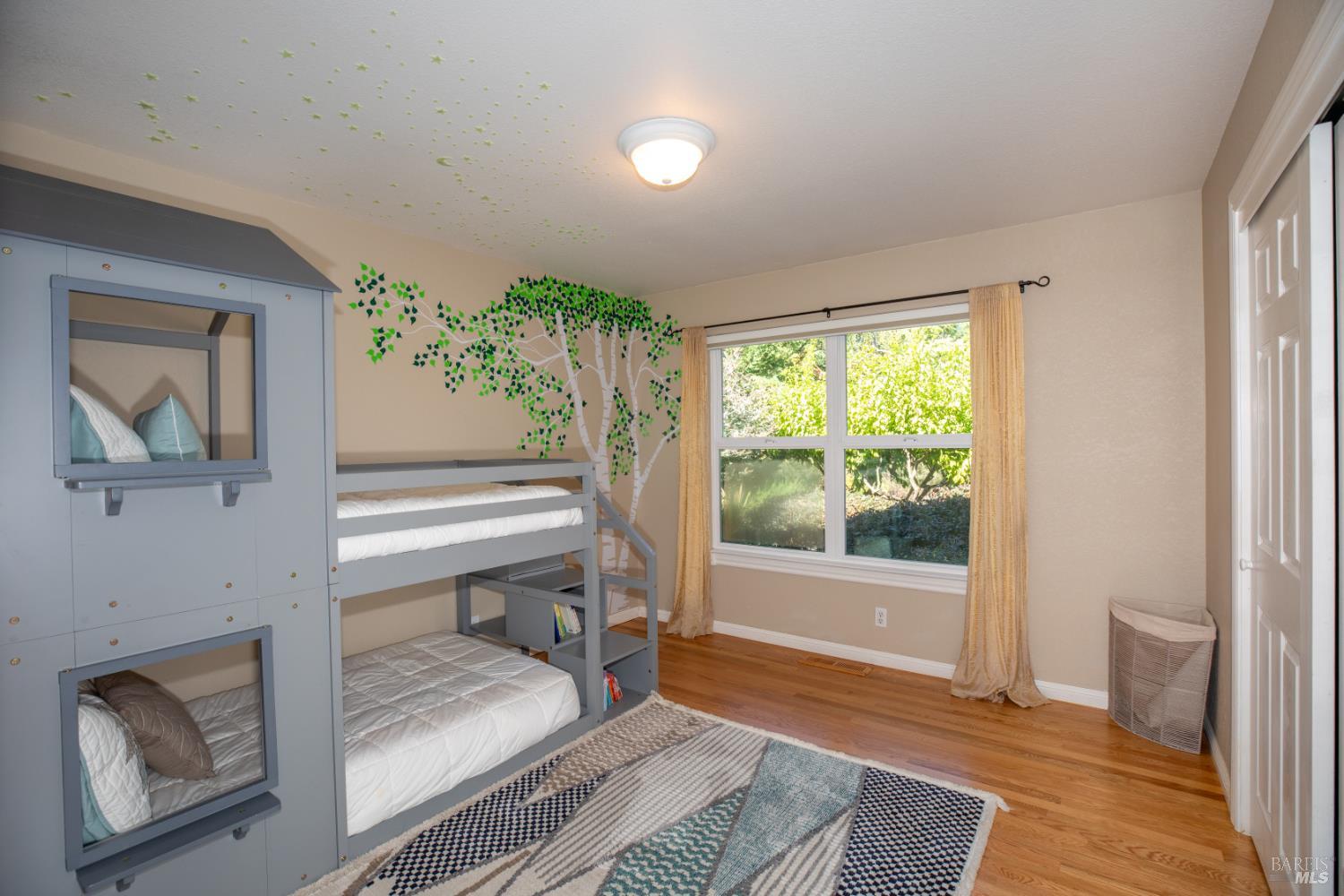 Property photo 31
