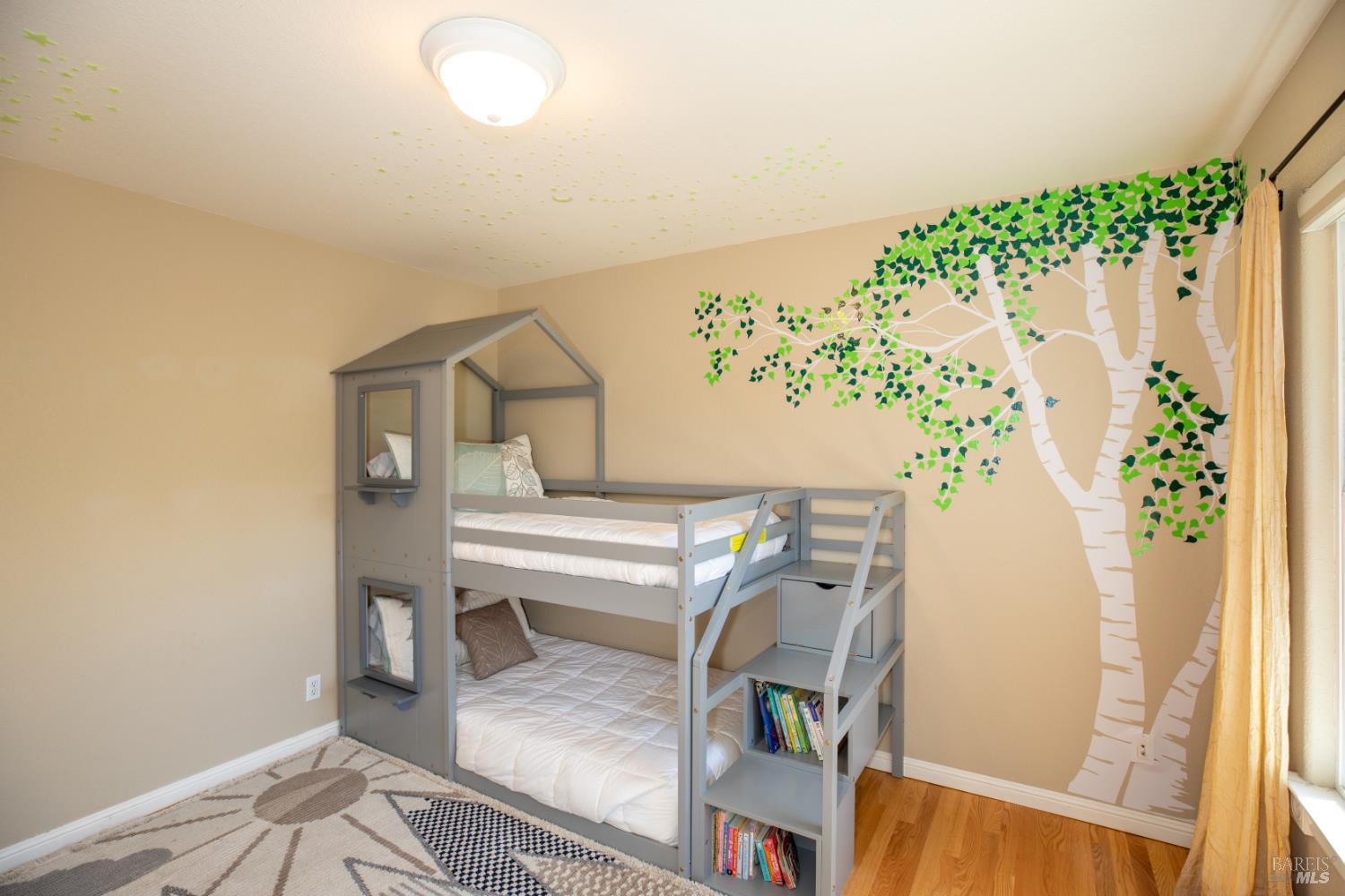 Property photo 32