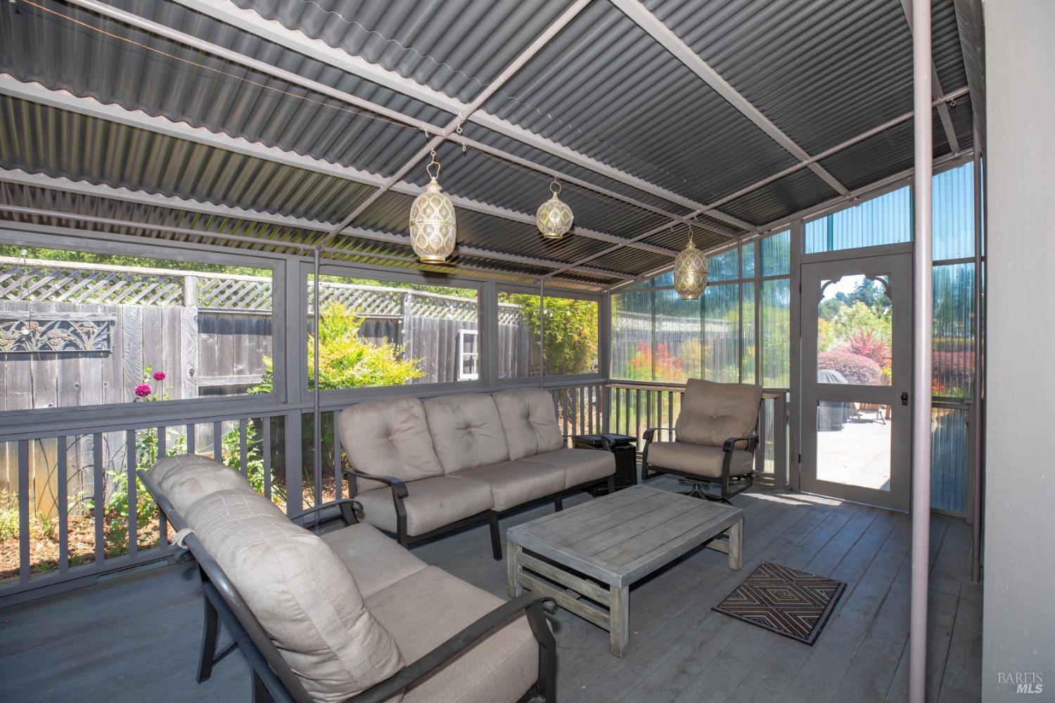 Property photo 37