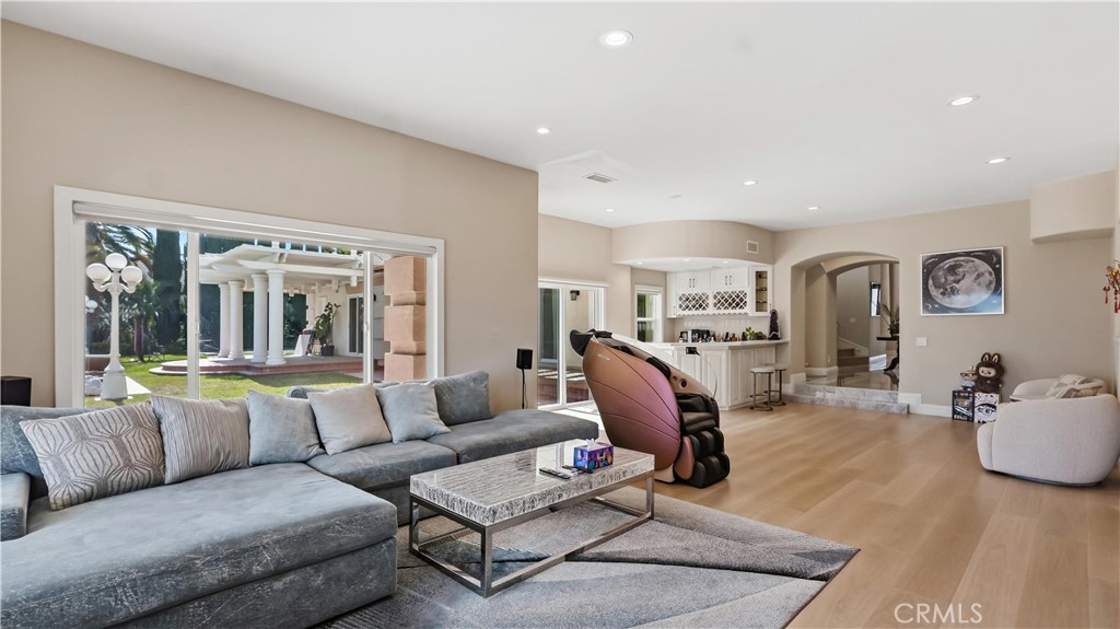 Property photo 38