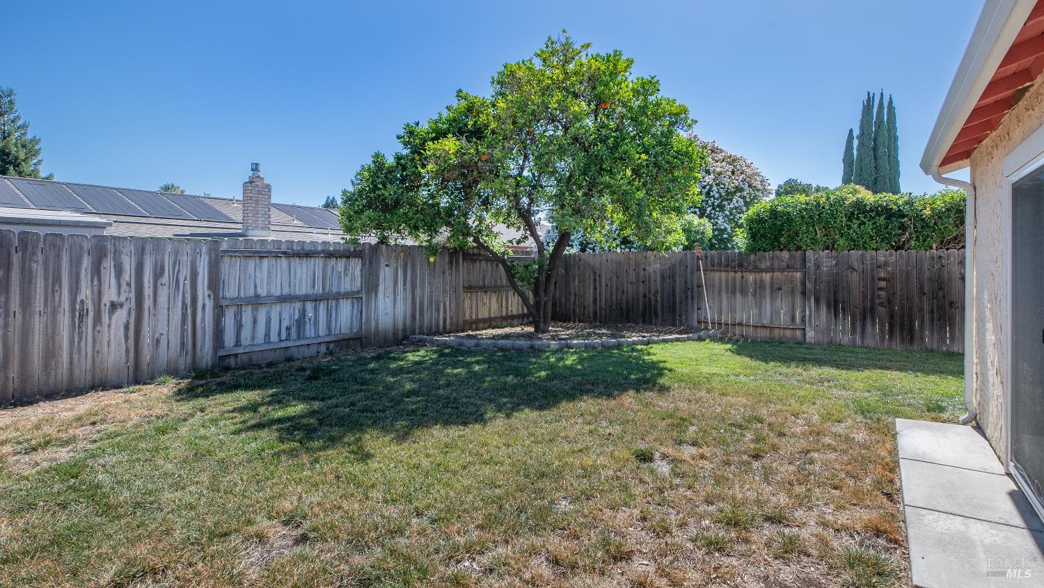 Property photo 35