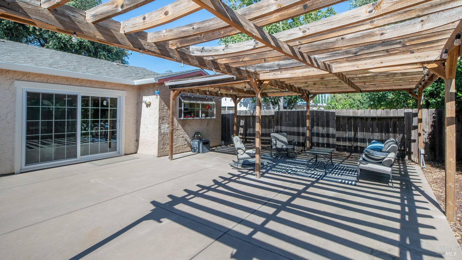 Property photo 36