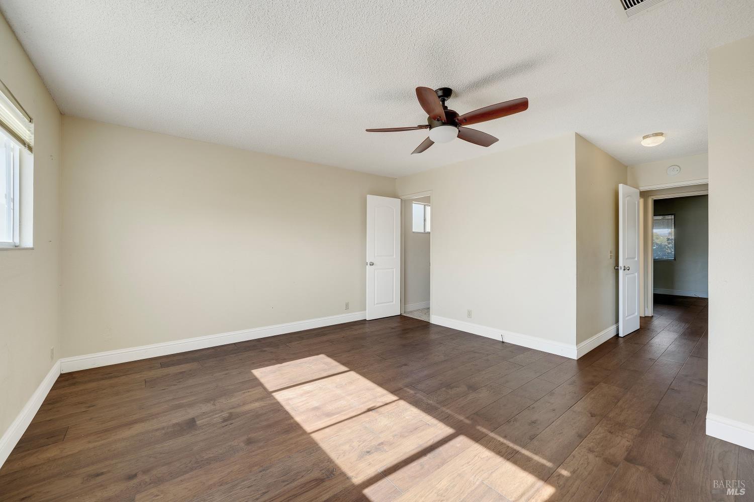 Property photo 44