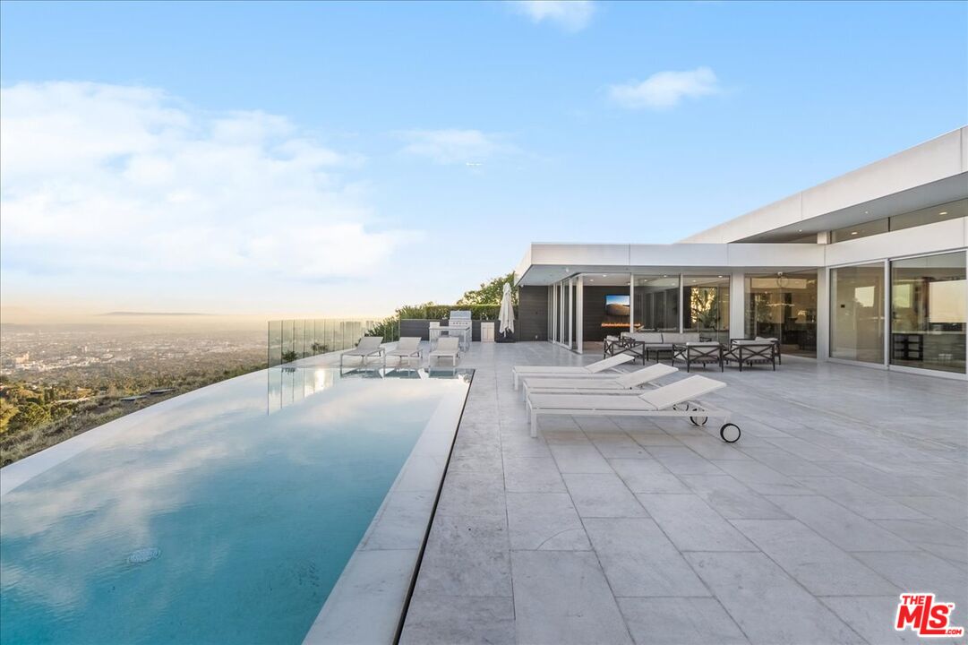 Property photo 43