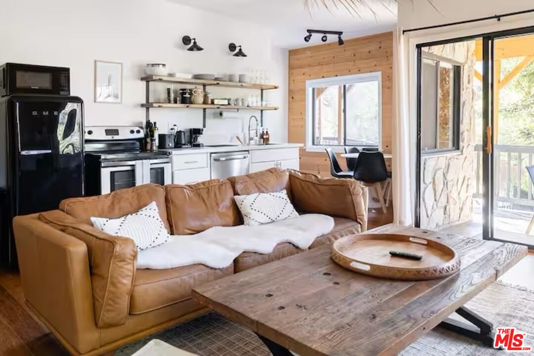 Property photo 46