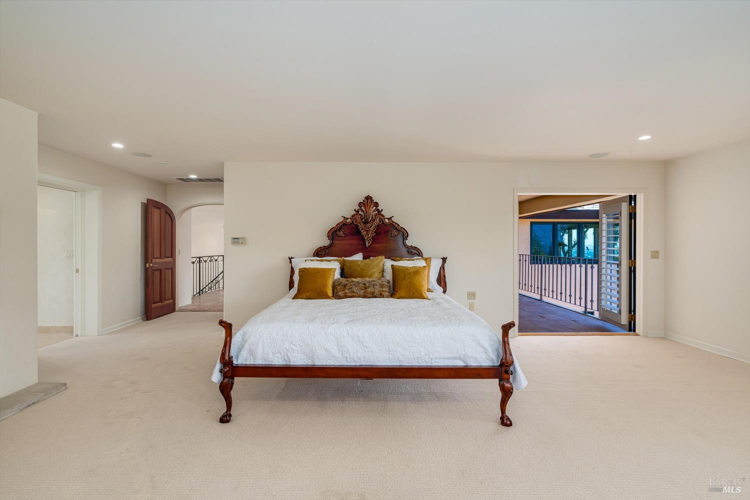 Property photo 44