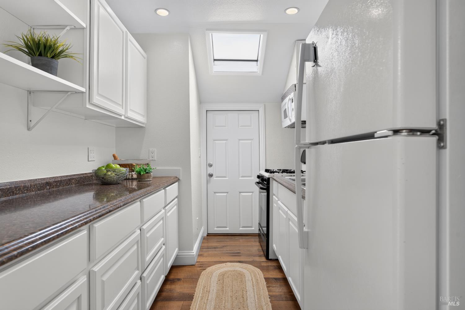 Property photo 31