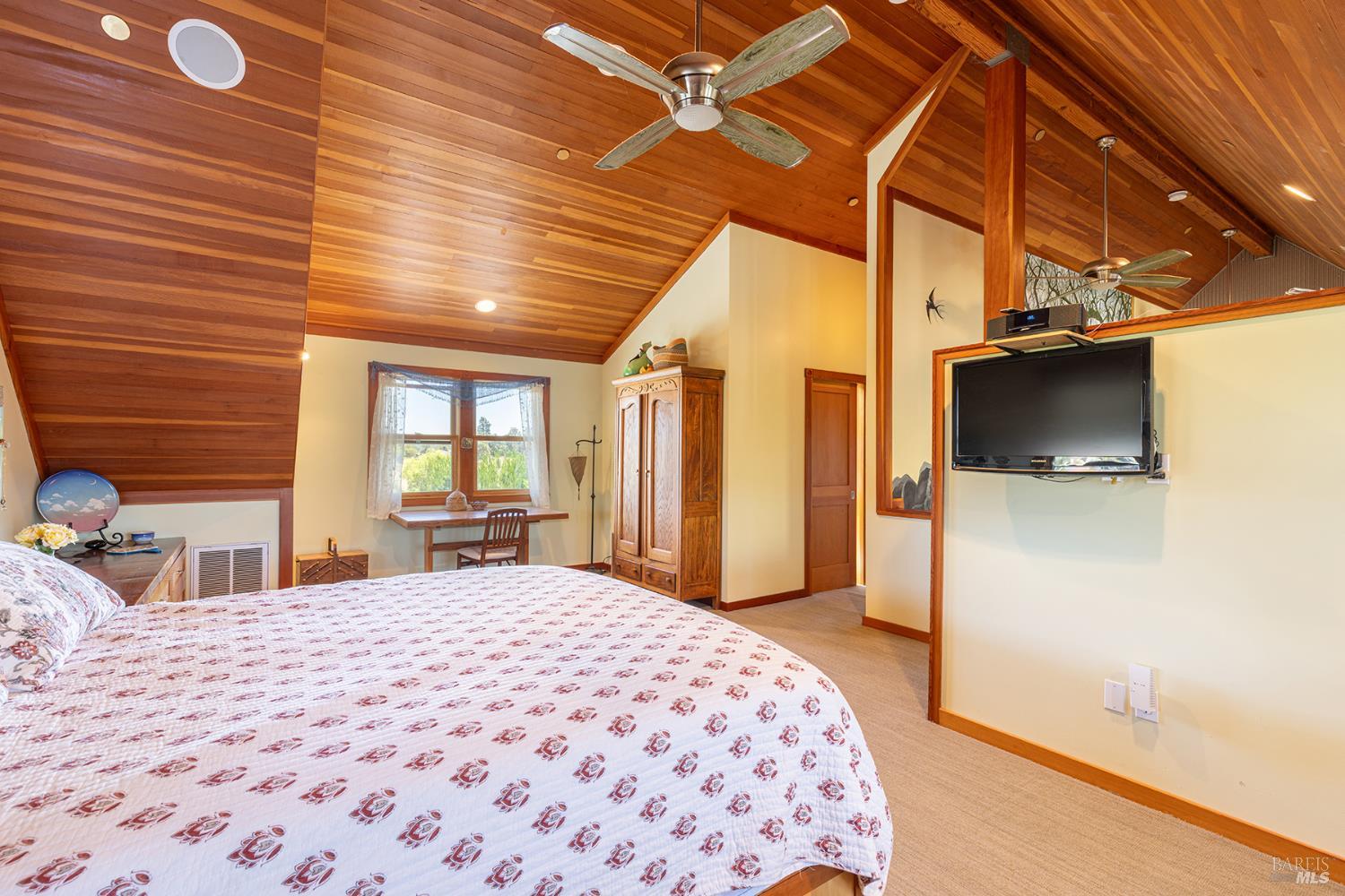 Property photo 33