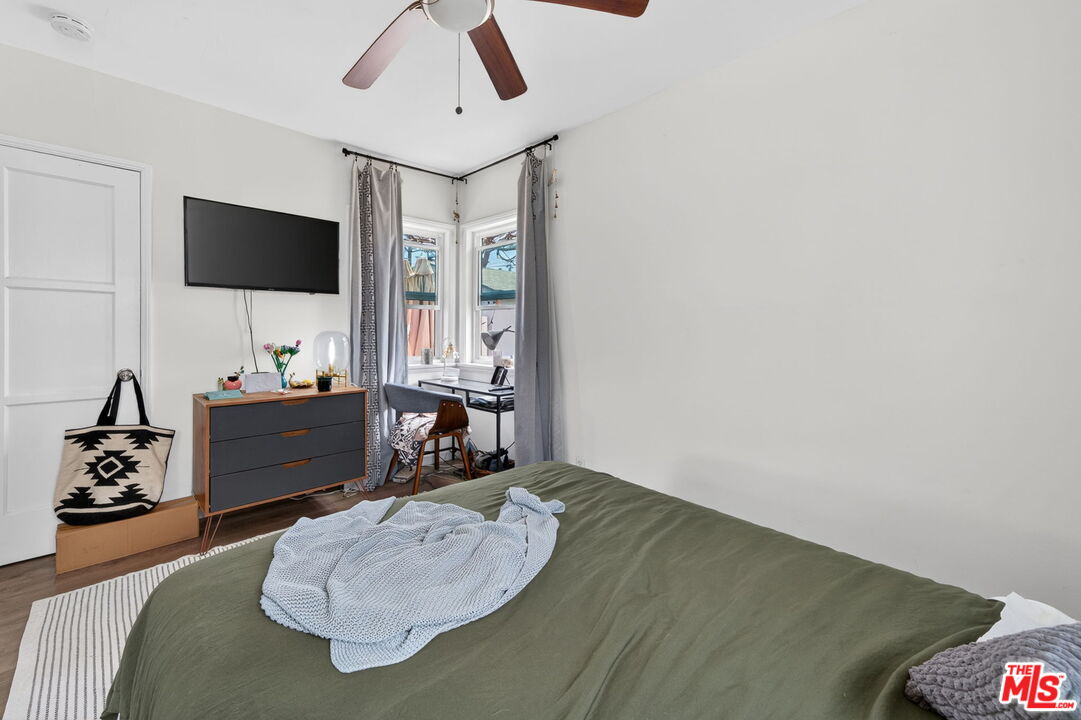 Property photo 24