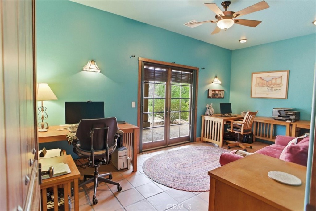 Property photo 37