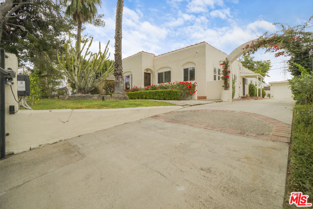 Property photo 43