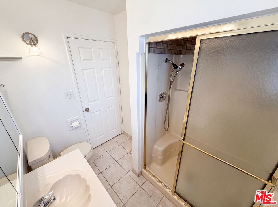 Property photo 28