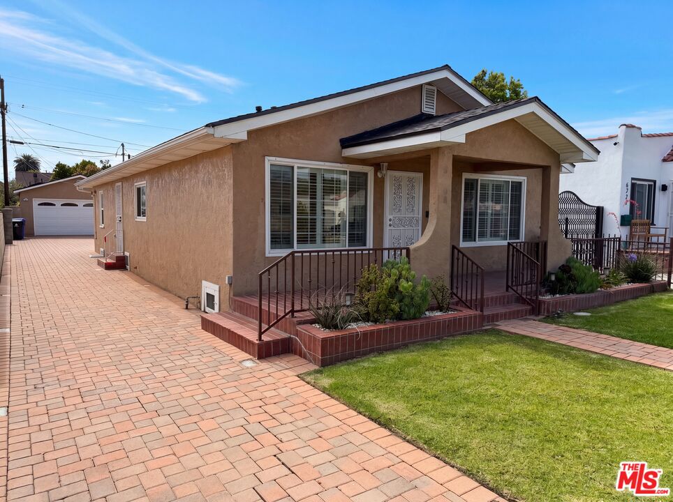 Property photo 33