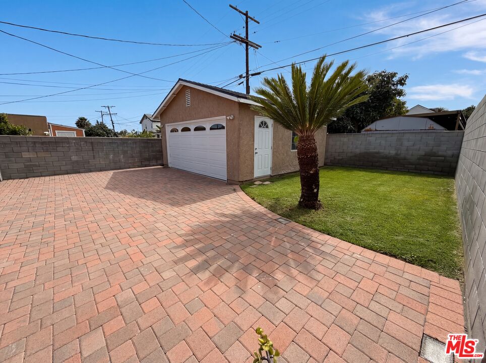 Property photo 35