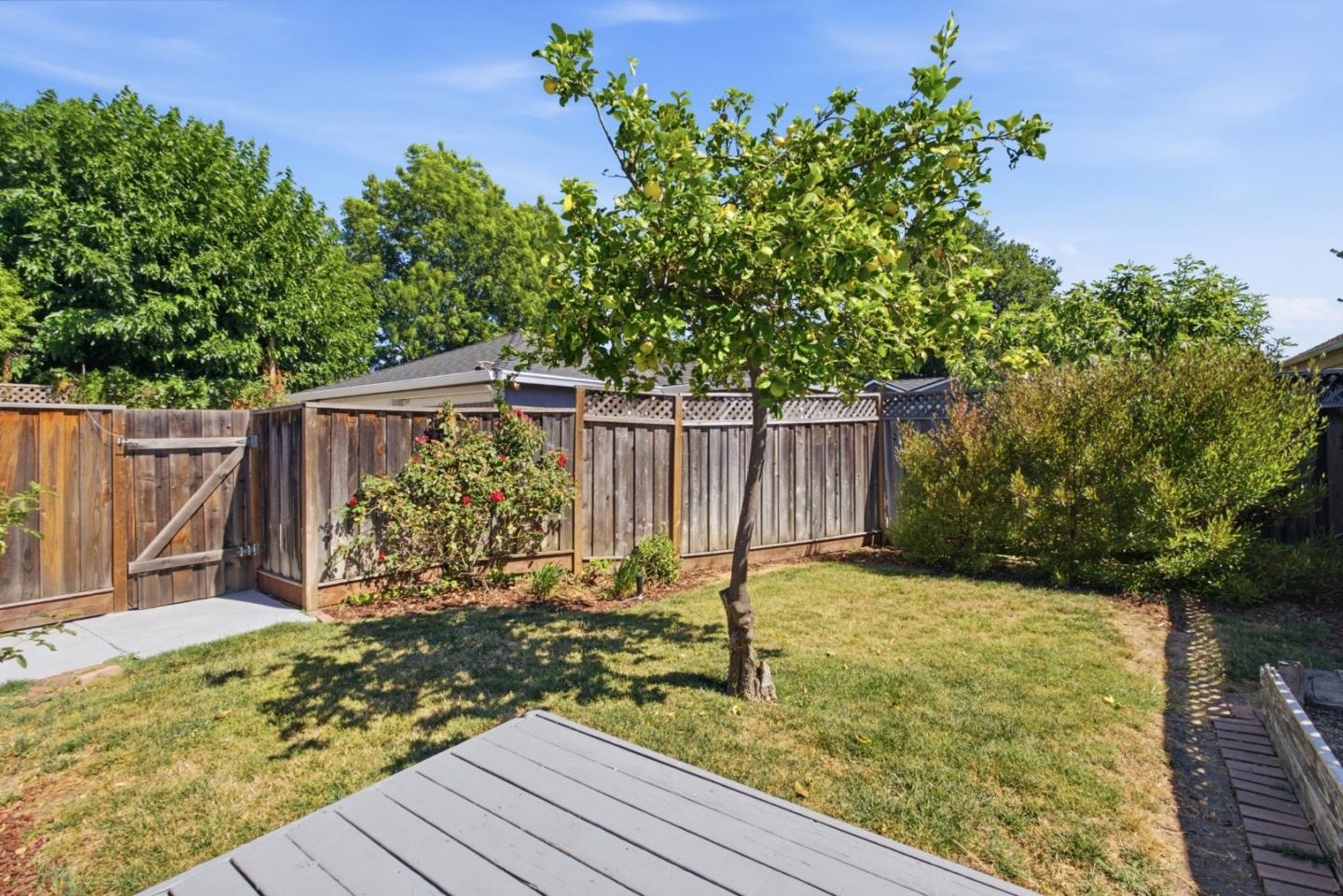 Property photo 28
