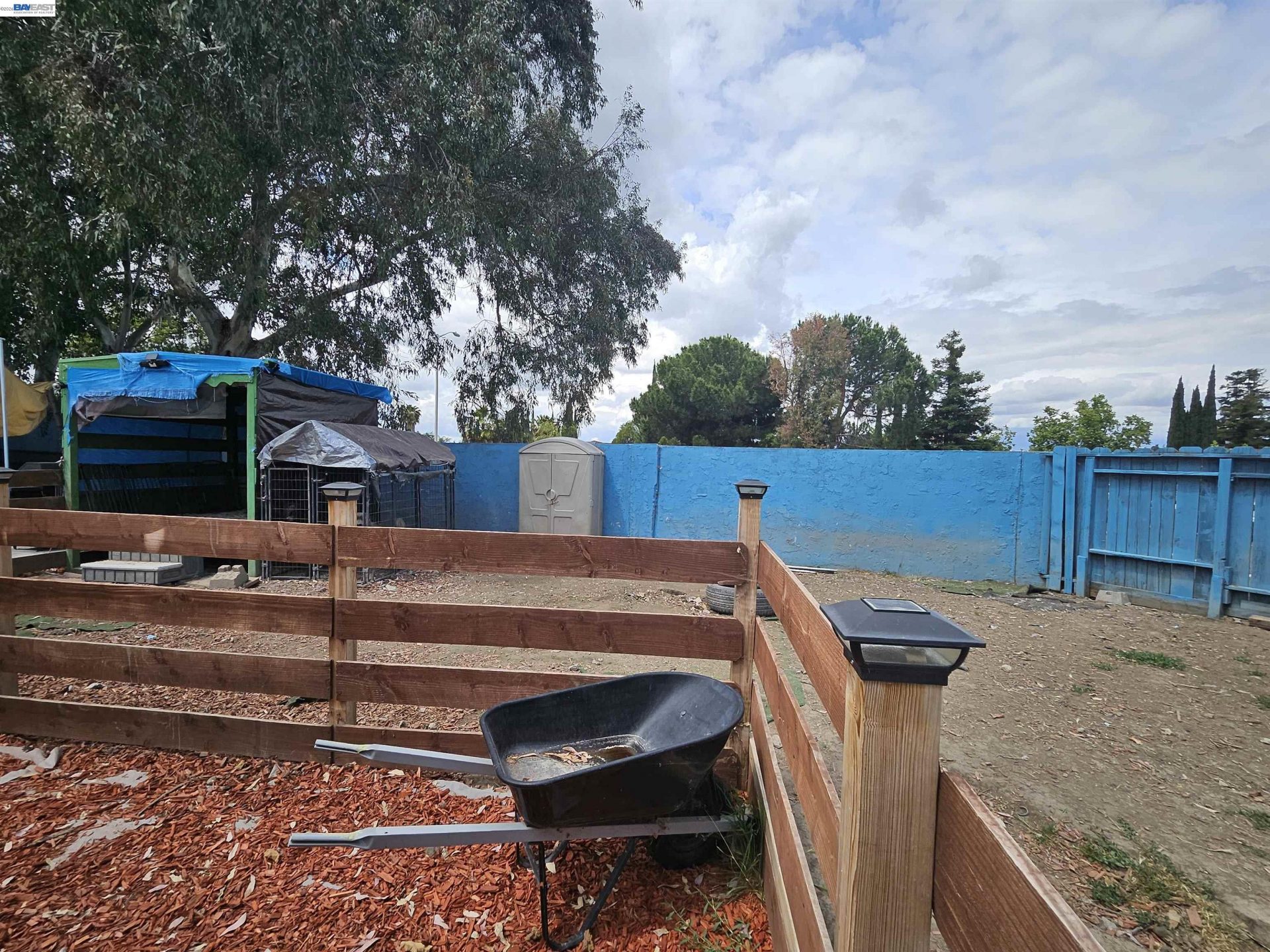 Property photo 44