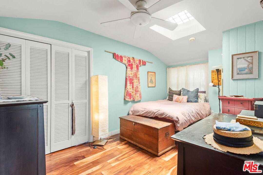 Property photo 28