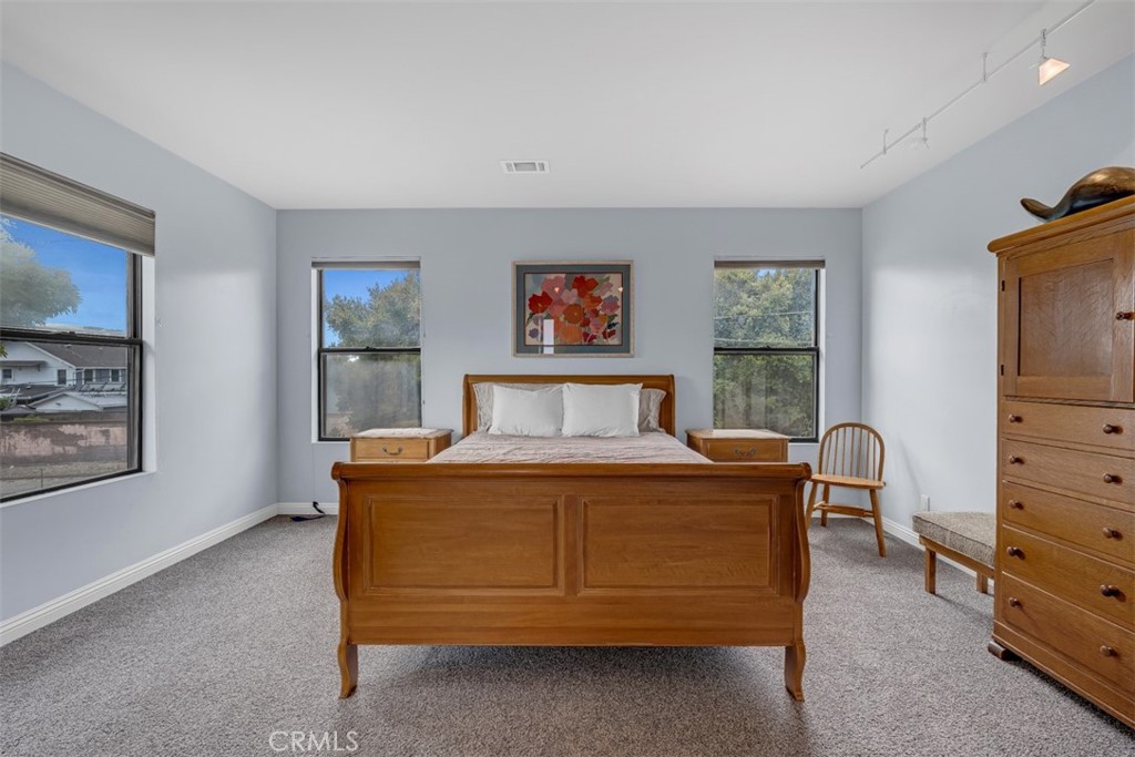 Property photo 50