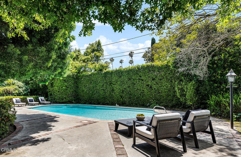 Property photo 42