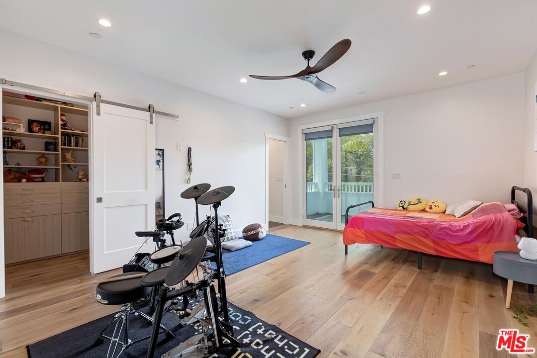 Property photo 36