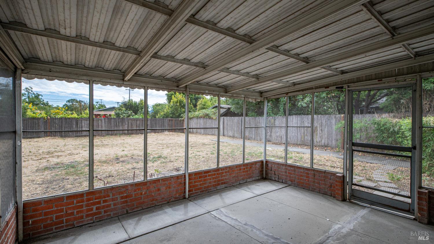 Property photo 28