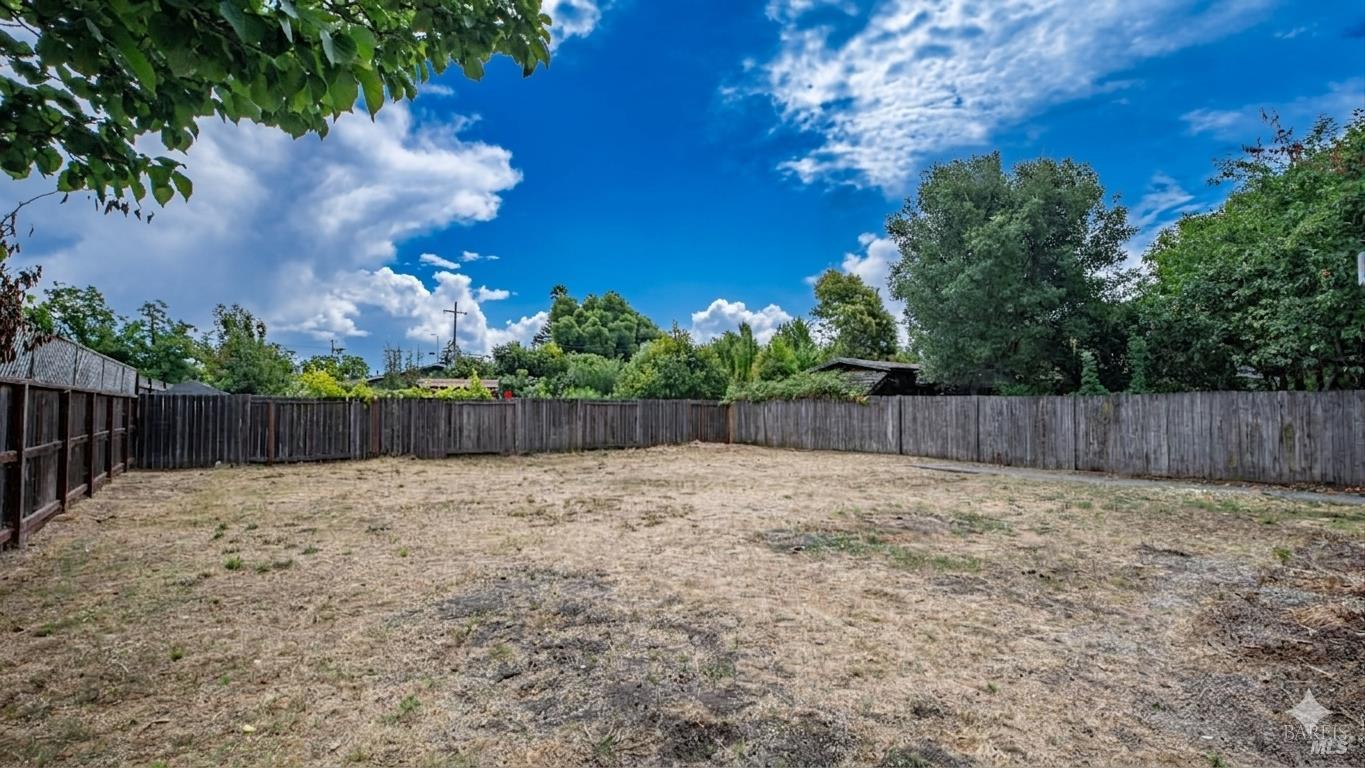 Property photo 32
