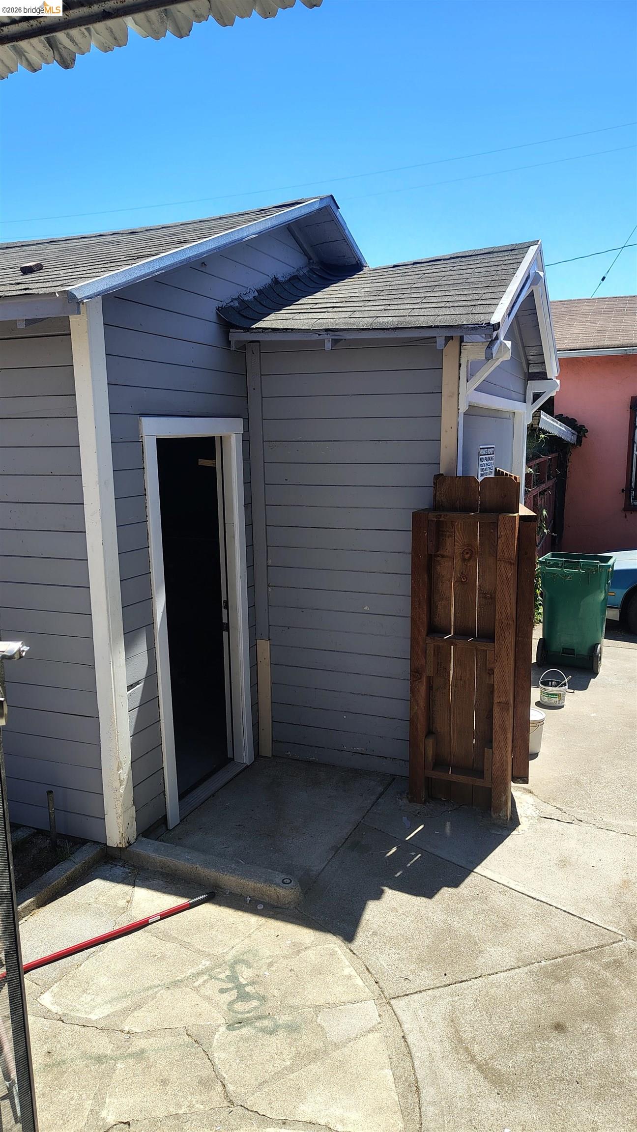 Property photo 25