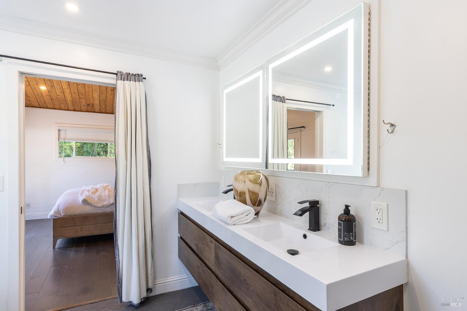 Property photo 50