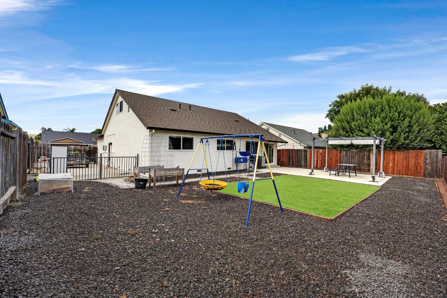 Property photo 36