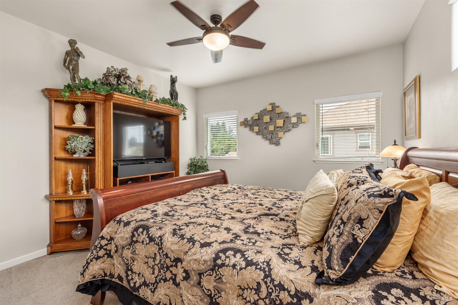 Property photo 35