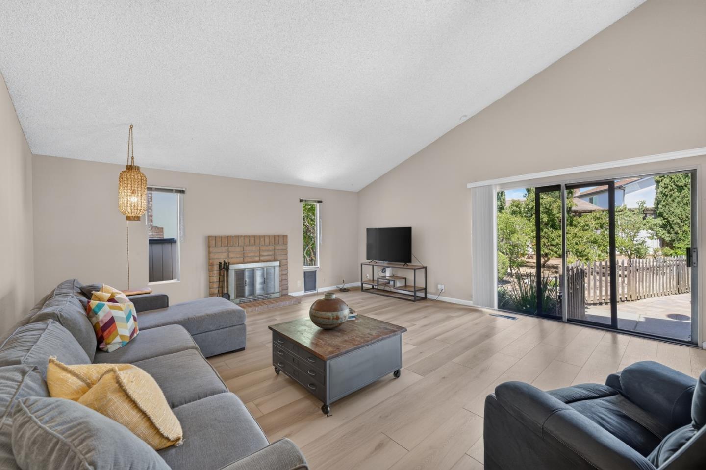 Property photo 24
