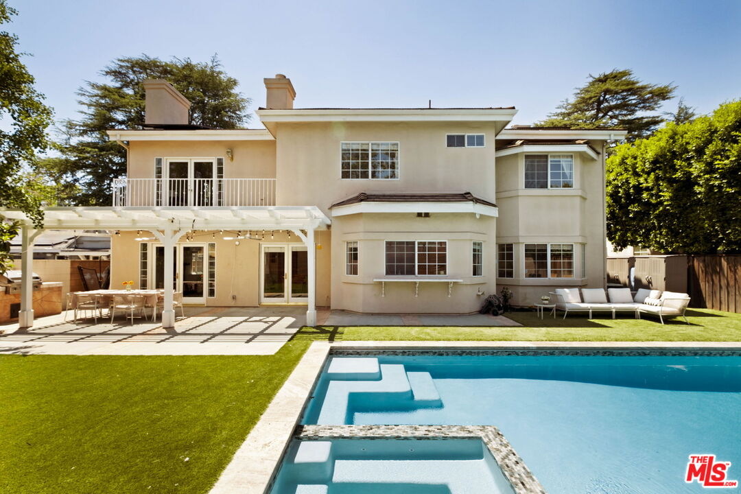 Property photo 37