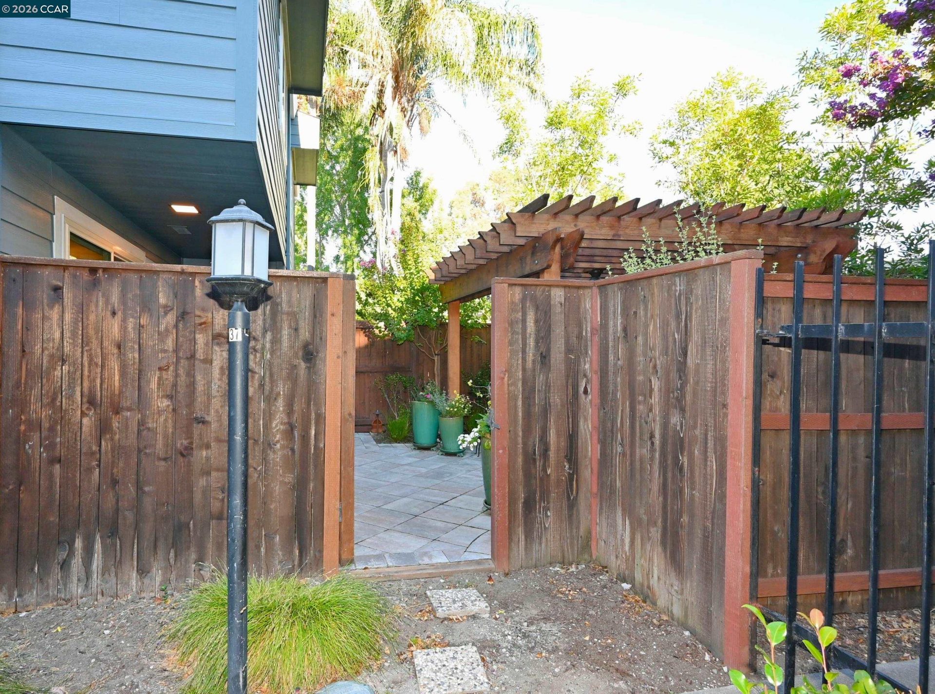 Property photo 37