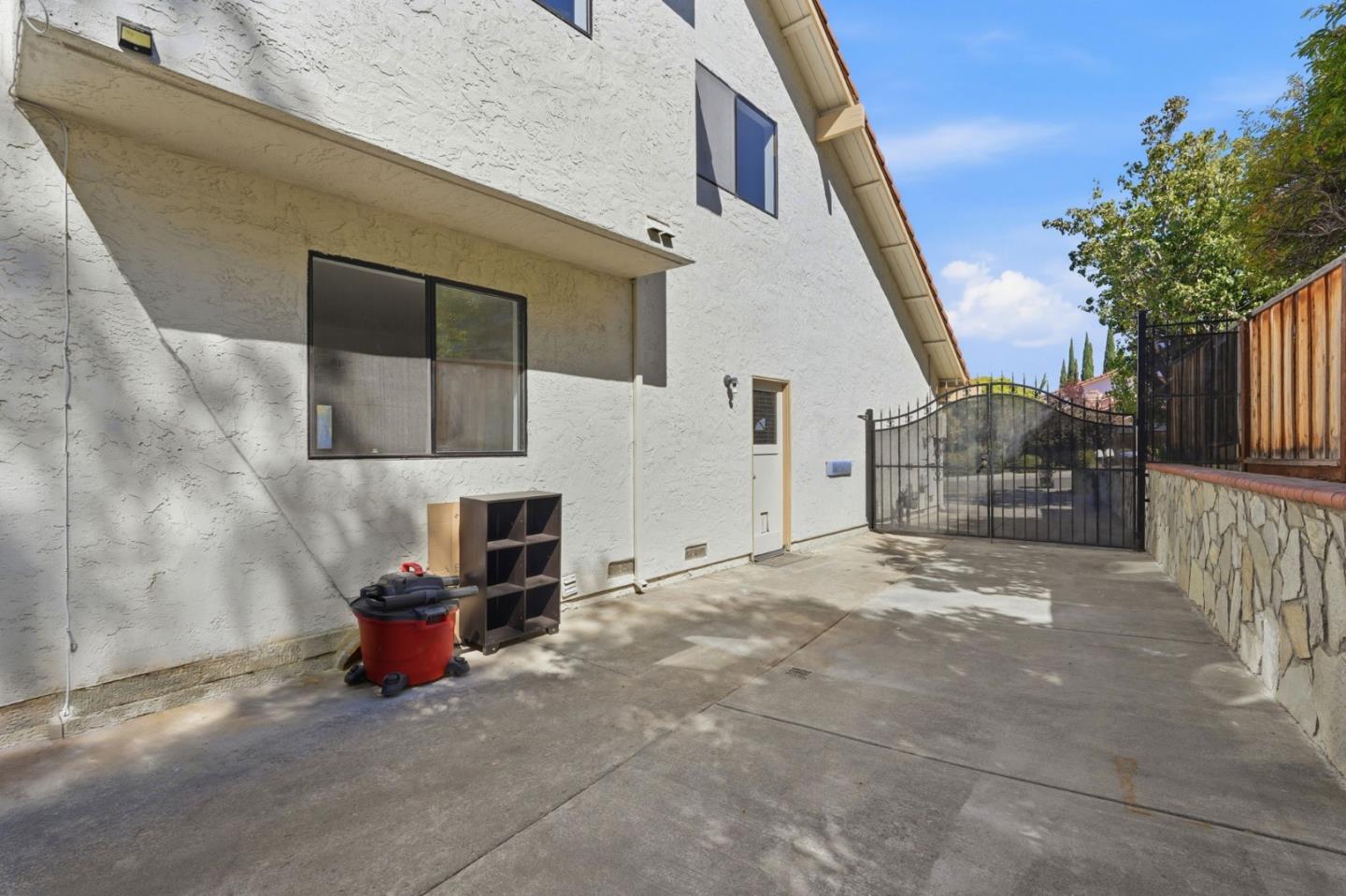 Property photo 43