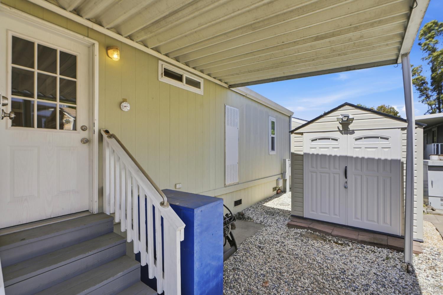 Property photo 32