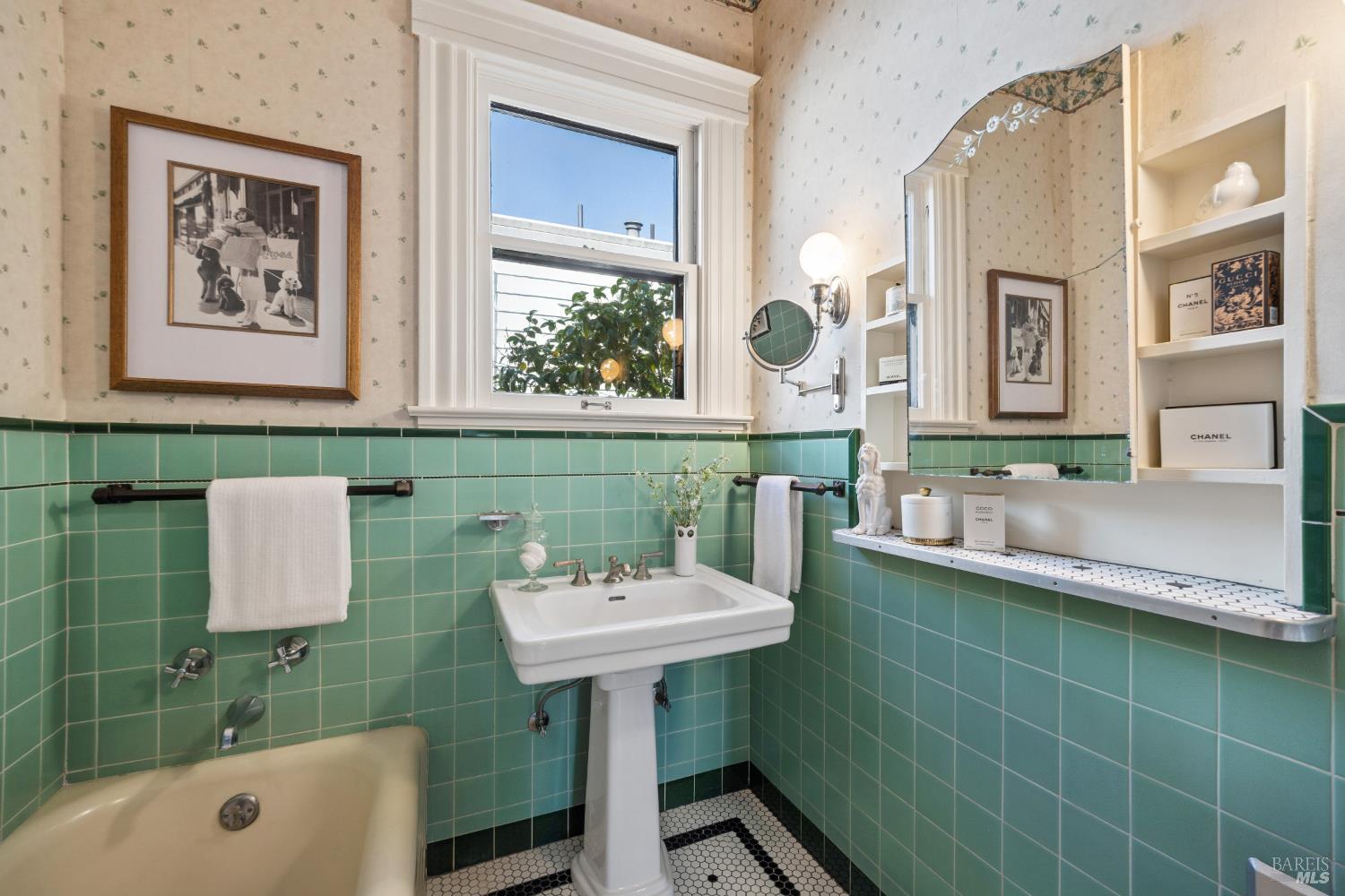 Property photo 43