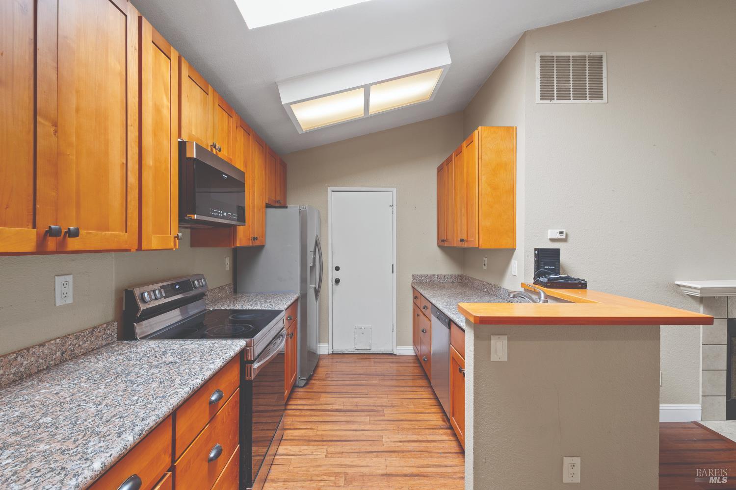 Property photo 15