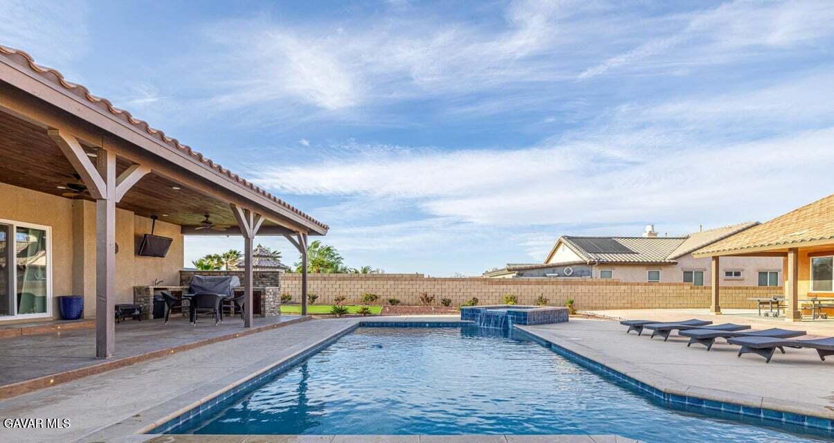 Property photo 30