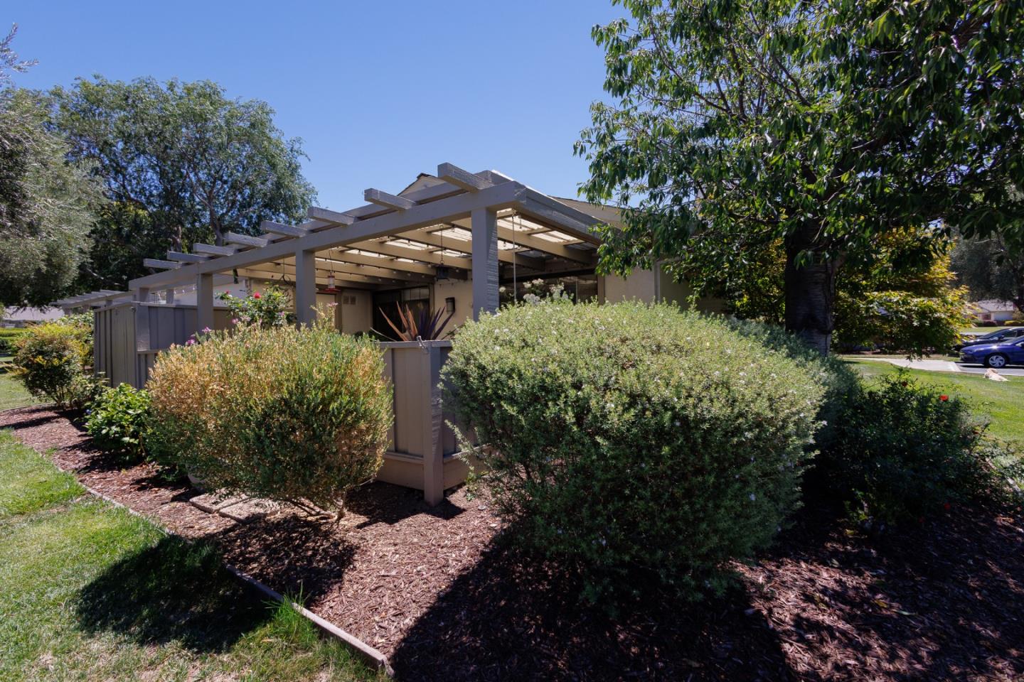 Property photo 44